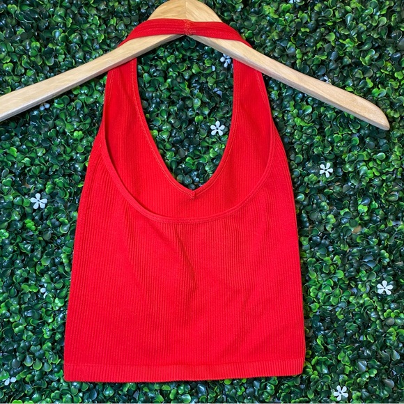 Red Halter ❤️ - Picture 3 of 5